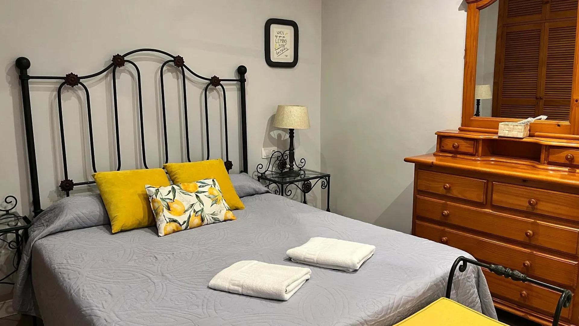 Lemon Tree Corazon De Cadiz Grupo Ac Gestion Apartment